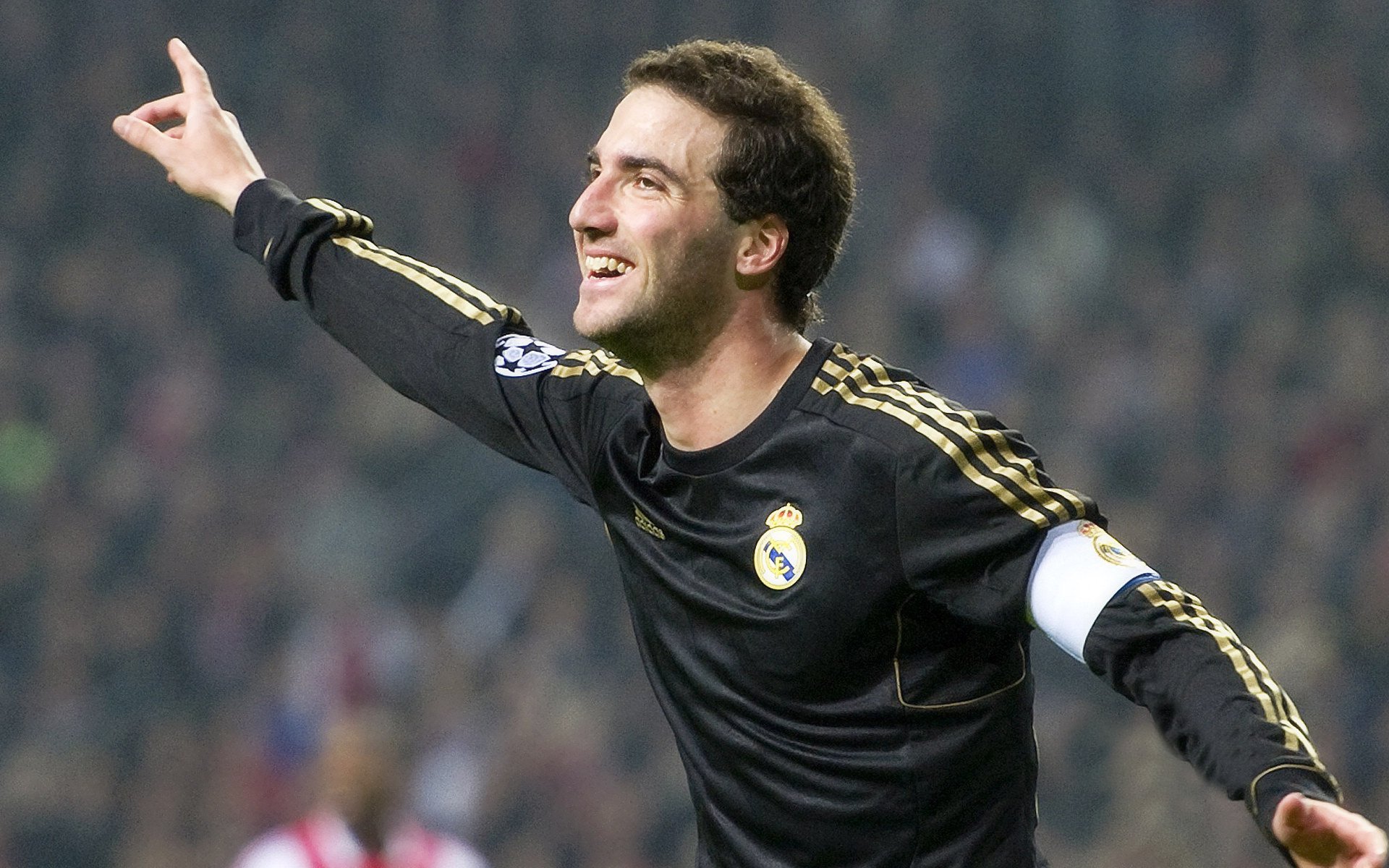 开云体育-悬崖边的救赎，阿森纳生死战取胜，绝境中守住争冠火种